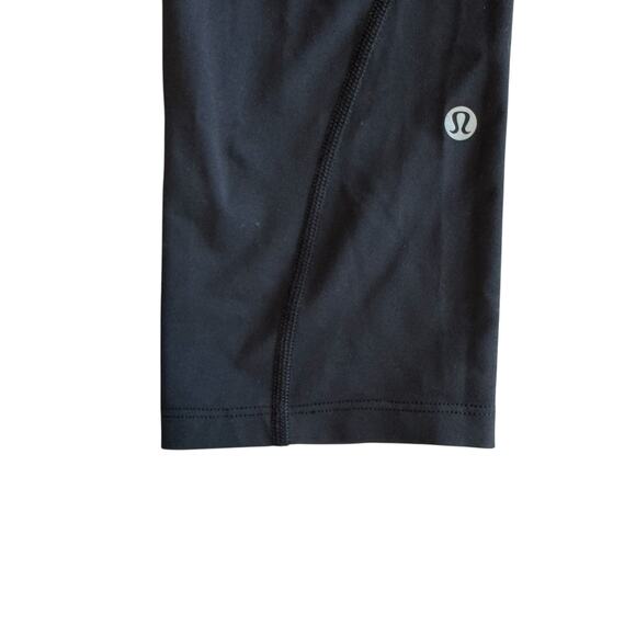 Lululemon Mesh Panel Cropped Leggings Black Zip Pockets Size 6‎ EUC - Picture 4 of 4